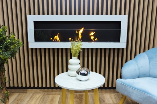 biokominek_1200x400_bialy_polysk_z_szyba_aranzacja_01