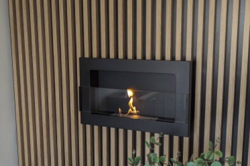 biokominek_650x400_czarny_strukturalny_z_szyba_aranzacja_03_358427372