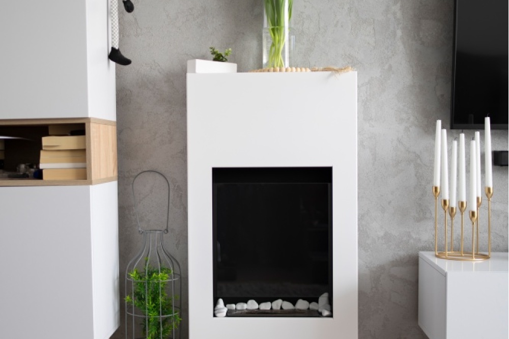 biokominek_portalowy_z_szyba_modern_bialy_aranzacja_01_478184227